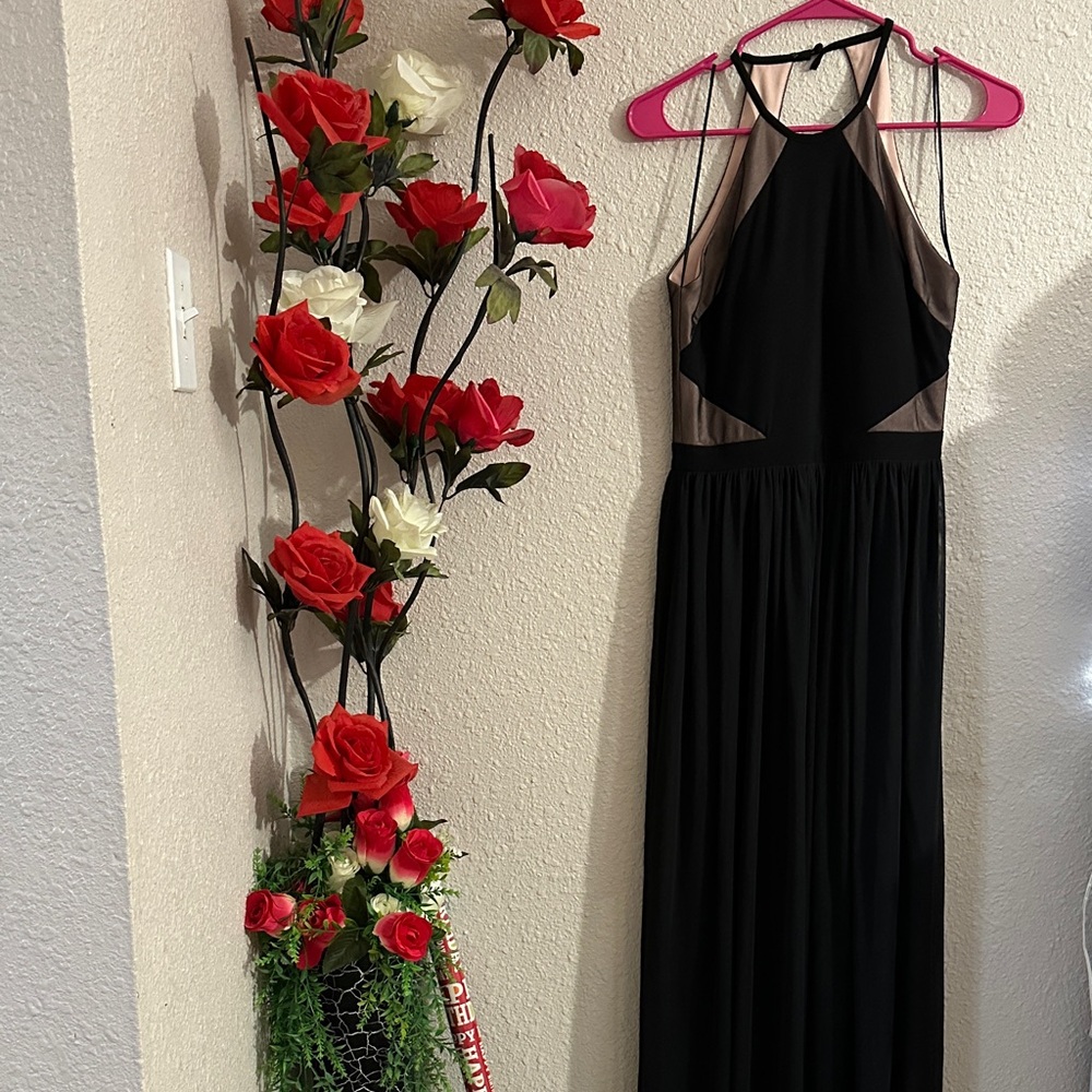 Morgan & Co. Black and Brown Halter Maxi Dress